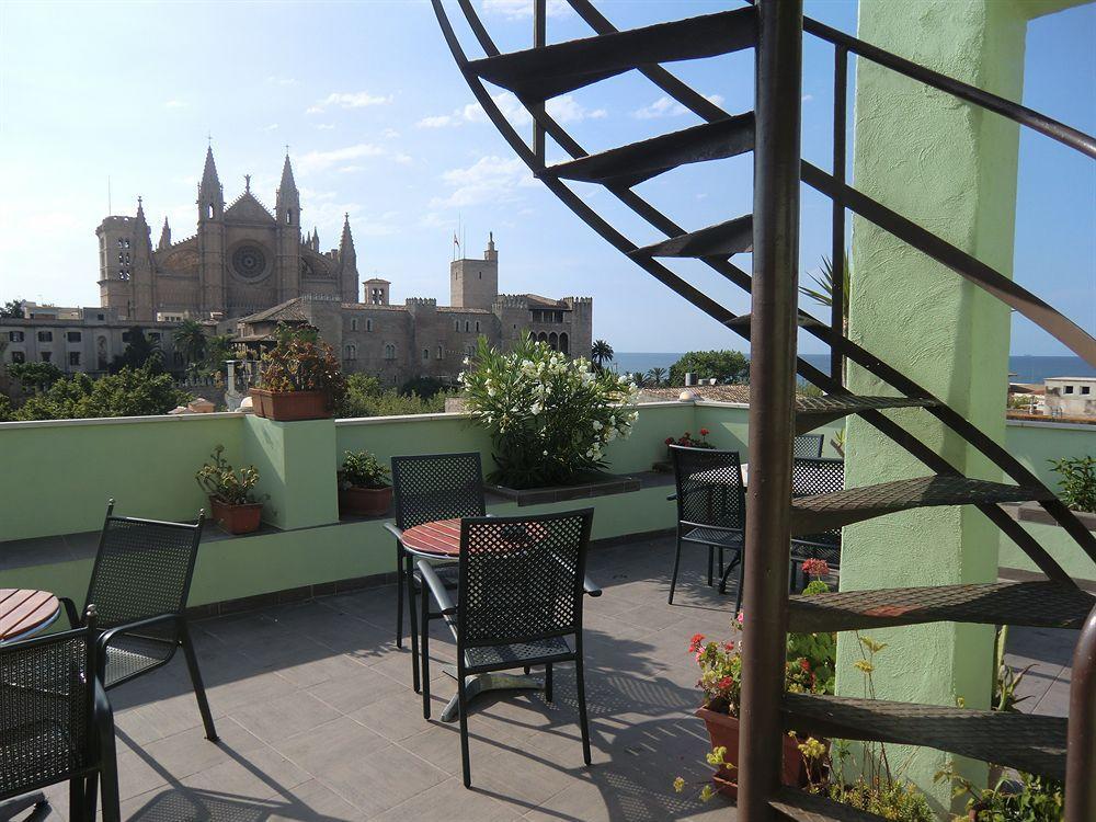 อปุนตาโดเรส 8 Hotel ปัลมาเดมายอร์กา ภายนอก รูปภาพ